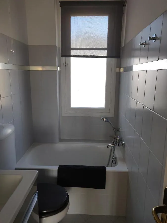 Appartement Vue Mer Mentone Francia